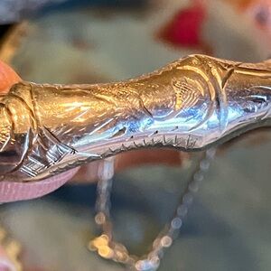 ______________SOLD________STERLING SILVER ETCHED SOLID VINTAGE CLAMPER BRACELET